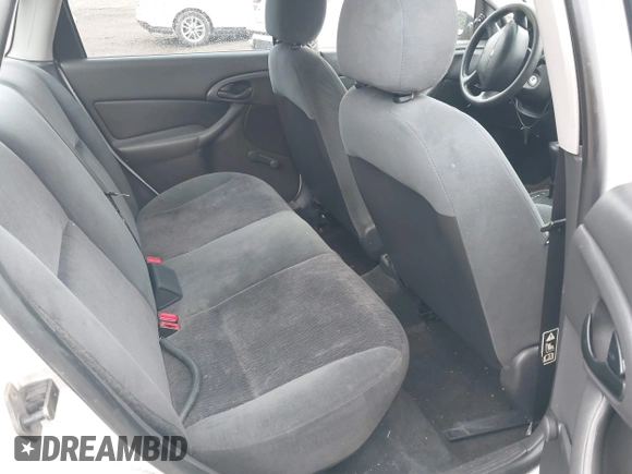 2000 Ford Focus LX с VIN 1FAFP33P0YW295695, выставлен на аукционе IAAI как лот 42467784 с пробегом 159 822 миль миль и . История ставок и продаж доступна на DreamBid. Изображение 8.