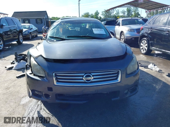 2012 Nissan Maxima S z VIN 1N4AA5AP2CC868911, wystawiony jako IAAI lot #42307061 z przebiegiem 163 159 mil mil oraz . Historia ofert i sprzedaży dostępna na DreamBid. Obrazek 17.