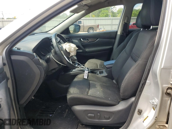 2017 Nissan Rogue SV z VIN KNMAT2MT1HP524868, wystawiony jako Copart lot #55828665 z przebiegiem 189 223 mil mil oraz Szkoda całkowita • Salvage title. Historia ofert i sprzedaży dostępna na DreamBid. Obrazek 7.