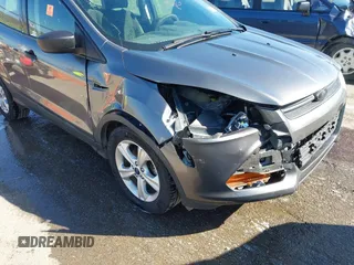 2014 Ford Escape S with VIN 1FMCU0F75EUE26087, listed as a IAAI auction lot 41882375 with 135,077 mi miles. Bid and sale history available at carsss.com. Image 6.