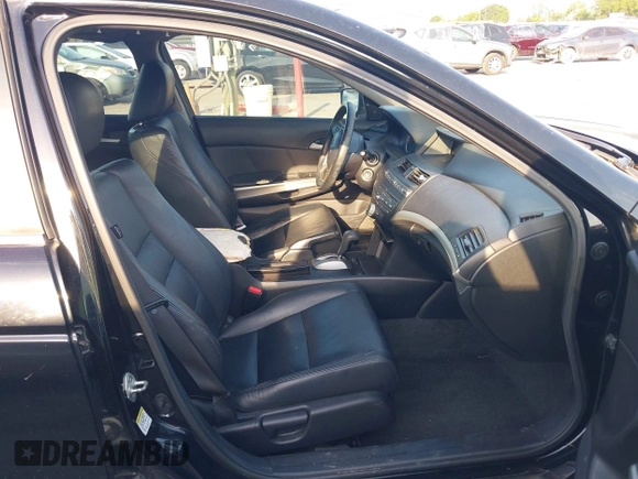 2010 Honda Accord EX-L z VIN 1HGCP2F88AA135077, wystawiony jako IAAI lot #42245100 z przebiegiem 149 394 mil mil oraz . Historia ofert i sprzedaży dostępna na DreamBid. Obrazek 5.