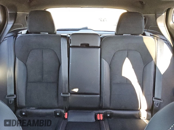 2021 Volvo XC40 z VIN YV4ED3UR3M2609918, wystawiony jako Copart lot #84349024 z przebiegiem 32 934 mil mil oraz Czysty tytuł • Clean title. Historia ofert i sprzedaży dostępna na DreamBid. Obrazek 10.