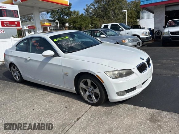 2009 BMW 3 Series 328i xDrive z VIN WBAWC33559PU83366, wystawiony jako Copart lot #43024615 z przebiegiem 15 155 mil mil oraz Czysty tytuł • Clean title. Historia ofert i sprzedaży dostępna na DreamBid. Obrazek 1.