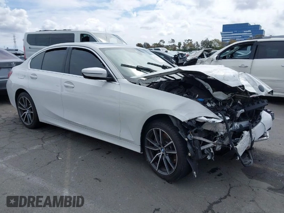 2019 BMW 3 Series 330i with VIN WBA5R1C54KAK09616, listed as a IAAI auction lot 41708353 with 46,277 mi miles and . Bid and sale history available at DreamBid. Image 1.