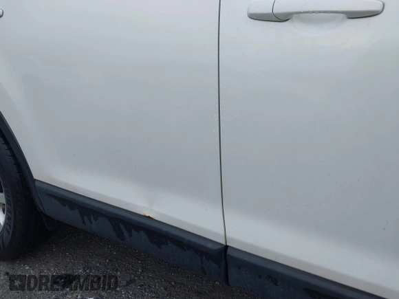 2011 Mazda CX-9 Sport with VIN JM3TB3BV9B0304410, listed as a IAAI auction lot 41511952 with 136,769 mi miles and . Bid and sale history available at DreamBid. Image 13.