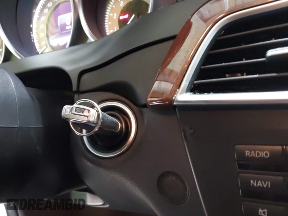 2013 Mercedes-Benz C 300 Sport с VIN WDDGF8AB3DA859410, выставлен на аукционе IAAI как лот 42522407 с пробегом 110 502 миль миль и . История ставок и продаж доступна на DreamBid. Изображение 11.