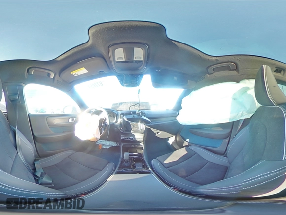 2022 Volvo C40 Ultimate с VIN YV4ED3GB8N2004020, выставлен на аукционе Copart как лот 87205904 с пробегом 45 082 миль миль и Списание • Salvage title. История ставок и продаж доступна на DreamBid. Изображение 13.
