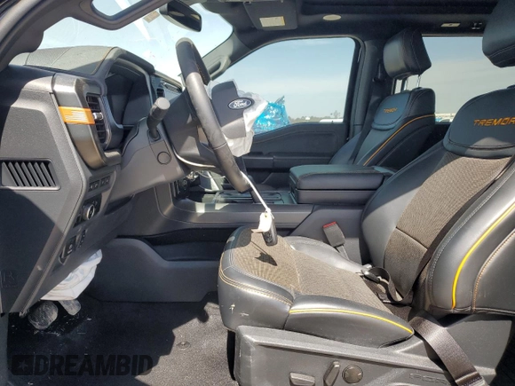 2024 Ford F-150 с VIN 1FTFW4L80RFA70206, выставлен на аукционе Copart как лот 49126225 с пробегом 8 183 миль миль и Списание • Salvage title. История ставок и продаж доступна на DreamBid. Изображение 7.