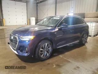 2022 Audi Q5 S line Premium with VIN WA1GAAFY1N2061085, listed as a Copart auction lot 48225535 with 44,663 mi miles and Salvage Title. Bid and sale history available at carsss.com. Image 1.