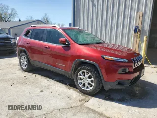 2015 Jeep Cherokee Latitude with VIN 1C4PJMCB3FW784633, listed as a Copart auction lot 50208225 with 174,455 mi miles and Salvage Title. Bid and sale history available at carsss.com. Image 4.