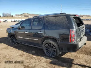 2014 GMC Yukon Denali z VIN 1GKS1EEF4ER244080, wystawiony jako Copart lot #88926145 z przebiegiem 179 101 mil mil oraz Szkoda całkowita • Salvage title. Historia ofert i sprzedaży dostępna na DreamBid. Obrazek 2.