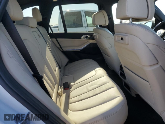 2022 BMW X5 sDrive40i with VIN 5UXCR4C07N9K91362, listed as a Copart auction lot 47933285 with 61,766 mi miles and Salvage Title. Bid and sale history available at carsss.com. Image 11.