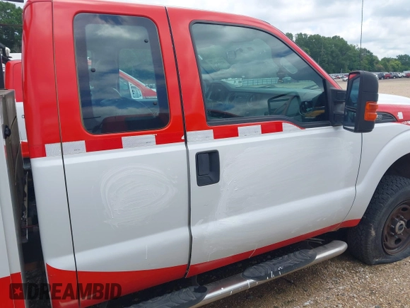 2016 Ford F-250 XL с VIN 1FD7X2B64GEC87410, выставлен на аукционе IAAI как лот 42014965 с пробегом Не указан миль и . История ставок и продаж доступна на DreamBid. Изображение 14.