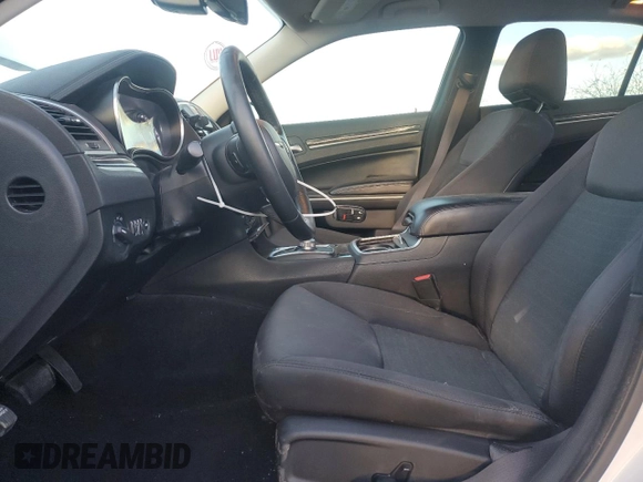 2019 Chrysler 300 Touring with VIN 2C3CCAAG6KH755579, listed as a Copart auction lot 48419815 with 143,438 mi miles and Salvage Title. Bid and sale history available at carsss.com. Image 7.