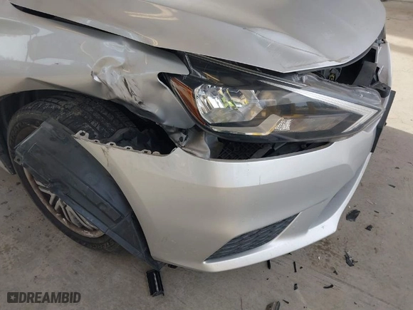 2016 Nissan Sentra SR with VIN 3N1AB7AP7GY276049, listed as a IAAI auction lot 42010221 with 90,130 mi miles. Bid and sale history available at carsss.com. Image 6.