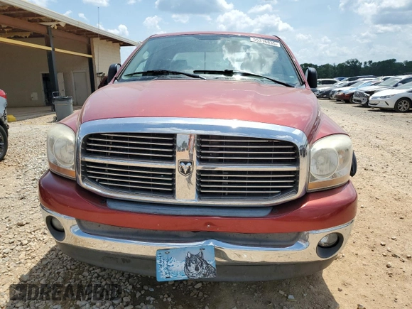 2006 Dodge 1500 SLT z VIN 1D7HA18N36S680632, wystawiony jako Copart lot #55316835 z przebiegiem 176 069 mil mil oraz Szkoda całkowita • Salvage title. Historia ofert i sprzedaży dostępna na DreamBid. Obrazek 5.