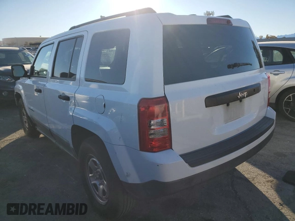 2011 Jeep Patriot Sport z VIN 1J4NT1GB1BD216200, wystawiony jako Copart lot #88791135 z przebiegiem Nie podano mil oraz Czysty tytuł • Clean title. Historia ofert i sprzedaży dostępna na DreamBid. Obrazek 2.