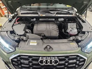 2023 Audi Q5 S line Premium with VIN WA1GAAFY4P2030772, listed as a IAAI auction lot 41994066 with 10,394 mi miles. Bid and sale history available at carsss.com. Image 1.