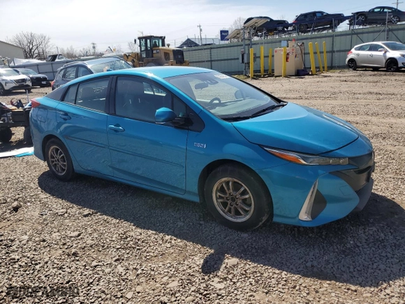 2018 Toyota Prius Prime Plus with VIN JTDKARFP7J3085885, listed as a Copart auction lot 51064355 with 123,797 mi miles and Salvage Title. Bid and sale history available at carsss.com. Image 4.