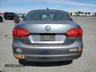 2012 Volkswagen Jetta SE with VIN 3VWDP7AJ7CM427445, listed as a Copart auction lot 63610155 with 161,939 mi miles and Salvage title. Bid and sale history available at DreamBid. Image 6.