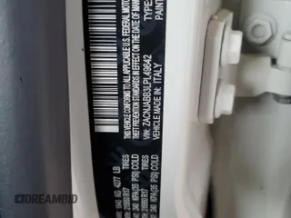 2020 Jeep Renegade Latitude z VIN ZACNJABB3LPL49642, wystawiony jako Copart lot #53517805 z przebiegiem 103 490 mil mil oraz Szkoda całkowita • Salvage title. Historia ofert i sprzedaży dostępna na DreamBid. Obrazek 12.