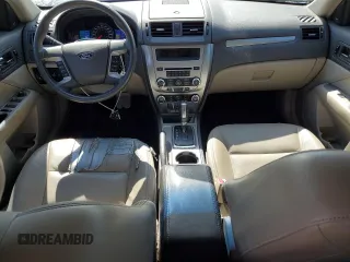 2010 Ford Fusion Hybrid с VIN 3FADP0L3XAR142883, выставлен на аукционе Copart как лот 64308015 с пробегом 67 890 миль миль и Чистый • Clean title. История ставок и продаж доступна на DreamBid. Изображение 8.