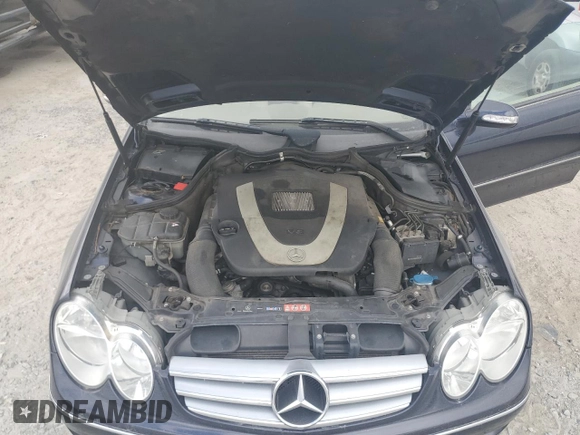 2009 Mercedes-Benz CLK-Class 3.5L with VIN WDBTK56F09T104336, listed as a Copart auction lot 72123484 with 113,718 mi miles and Clean Title. Bid and sale history available at carsss.com. Image 11.