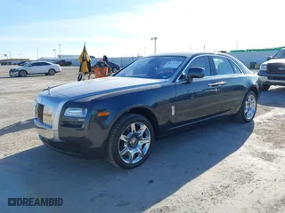 2011 Rolls-Royce Ghost with VIN SCA664S5XBUX49688, listed as a IAAI auction lot 40971162 with 17,595 mi miles. Bid and sale history available at carsss.com. Image 17.
