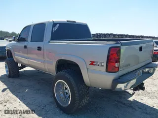 2004 GMC Sierra 1500 Crew Cab SLE with VIN 2GTEK13T241337808, listed as a IAAI auction lot 42024616 with 1 mi miles. Bid and sale history available at carsss.com. Image 3.