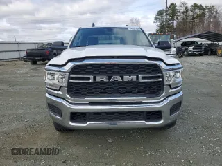 2019 Ram 2500 Tradesman with VIN 3C6UR5HJ6KG565716, listed as a Copart auction lot 44401325 with 113,785 mi miles and Salvage title. Bid and sale history available at DreamBid. Image 5.
