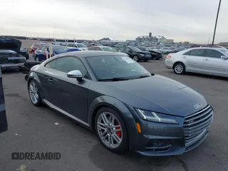 2016 Audi TTS 2.0T z VIN TRUC1AFV9G1027484, wystawiony jako IAAI lot #41265887 z przebiegiem 73 920 mil mil oraz . Historia ofert i sprzedaży dostępna na DreamBid. Obrazek 1.