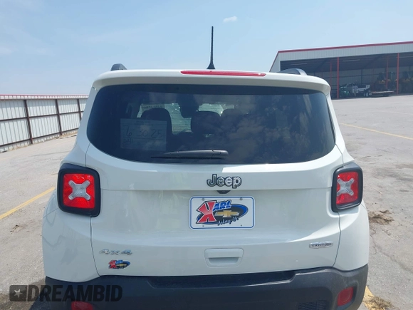 2022 Jeep Renegade Latitude with VIN ZACNJDB11NPN44179, listed as a IAAI auction lot 42523206 with 29,966 mi miles and . Bid and sale history available at DreamBid. Image 16.