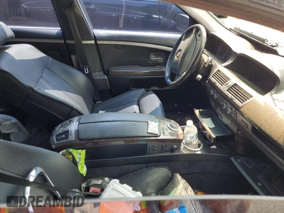 2008 BMW 7 Series 750Li z VIN WBAHN83558DT77600, wystawiony jako Copart lot #58924835 z przebiegiem Nie podano mil oraz Szkoda całkowita • Salvage title. Historia ofert i sprzedaży dostępna na DreamBid. Obrazek 7.