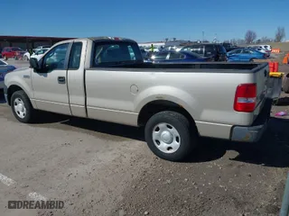2007 Ford F-150 XL with VIN 1FTRF12257KB14262, listed as a IAAI auction lot 41709350 with 121,816 mi miles. Bid and sale history available at carsss.com. Image 3.