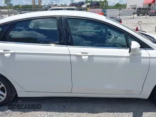 2016 Ford Fusion SE with VIN 3FA6P0H7XGR262308, listed as a IAAI auction lot 42749630 with 239,662 mi miles and . Bid and sale history available at DreamBid. Image 13.