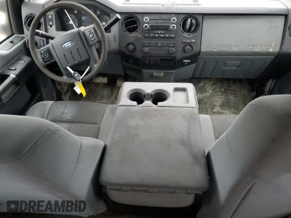 2013 Ford F-250 XL with VIN 1FT7X2BT1DEB50429, listed as a Copart auction lot 42927945 with 270,290 mi miles and Salvage Title. Bid and sale history available at DreamBid. Image 8.