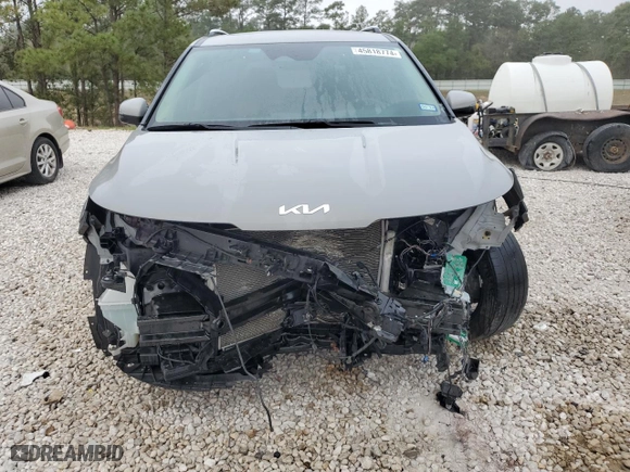 2022 Kia Carnival SX with VIN KNDNE5H39N6184863, listed as a Copart auction lot 45818774 with 41,806 mi miles and Salvage Title. Bid and sale history available at carsss.com. Image 5.