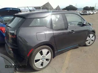 2014 BMW i3 z VIN WBY1Z4C53EV272852, wystawiony jako IAAI lot #40131624 z przebiegiem 38 490 mil mil oraz . Historia ofert i sprzedaży dostępna na DreamBid. Obrazek 4.