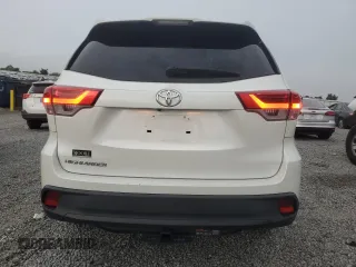 2018 Toyota Highlander LE with VIN 5TDZARFH0JS039501, listed as a Copart auction lot 59581135 with 103,389 mi miles and Salvage title. Bid and sale history available at DreamBid. Image 6.