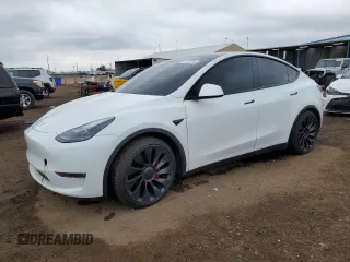 2022 Tesla Model Y Performance z VIN 7SAYGDEF1NF397281, wystawiony jako Copart lot #60912945 z przebiegiem 49 785 mil mil oraz Szkoda całkowita • Salvage title. Historia ofert i sprzedaży dostępna na DreamBid. Obrazek 1.
