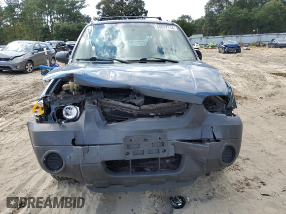 2005 Ford Escape XLS Value with VIN 1FMYU02Z95KB06800, listed as a Copart auction lot 68647114 with 204,081 mi miles and Salvage Title. Bid and sale history available at carsss.com. Image 5.