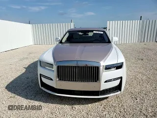 2021 Rolls-Royce Ghost z VIN SCATV0C08MU206683, wystawiony jako Copart lot #71416214 z przebiegiem 40 756 mil mil oraz Szkody całkowita. Historia ofert i sprzedaży dostępna na DreamBid. Obrazek 11.
