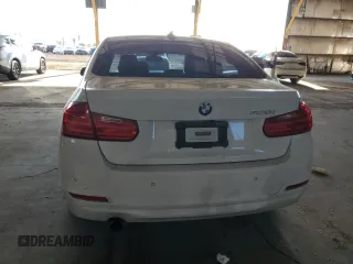 2015 BMW 3 Series 320i z VIN WBA3B1C59F5A05827, wystawiony jako Copart lot #50589825 z przebiegiem 91 555 mil mil oraz Szkoda całkowita • Salvage title. Historia ofert i sprzedaży dostępna na DreamBid. Obrazek 6.