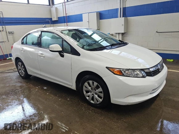 2012 Honda Civic LX z VIN 2HGFB2F50CH310377, wystawiony jako Copart lot #54486415 z przebiegiem 120 805 mil mil oraz Czysty tytuł • Clean title. Historia ofert i sprzedaży dostępna na DreamBid. Obrazek 4.