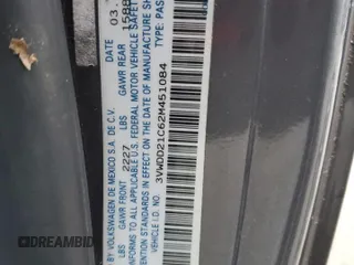 2002 Volkswagen Beetle GLX с VIN 3VWDD21C62M451084, выставлен на аукционе Copart как лот 44469675 с пробегом 101 004 миль миль и Чистый • Clean title. История ставок и продаж доступна на DreamBid. Изображение 12.
