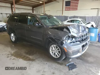 2023 Jeep Grand Cherokee Laredo z VIN 1C4RJKAG6P8729546, wystawiony jako Copart lot #57813475 z przebiegiem 36 429 mil mil oraz Szkoda całkowita • Salvage title. Historia ofert i sprzedaży dostępna na DreamBid. Obrazek 4.