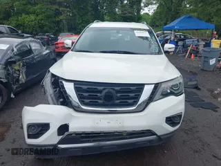 2018 Nissan Pathfinder SL z VIN 5N1DR2MM3JC609272, wystawiony jako IAAI lot #42369122 z przebiegiem 105 853 mil mil oraz . Historia ofert i sprzedaży dostępna na DreamBid. Obrazek 12.