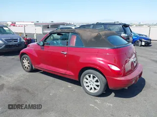 2006 Chrysler PT Cruiser Touring z VIN 3C3JY55E96T290754, wystawiony jako IAAI lot #42386401 z przebiegiem 82 650 mil mil oraz . Historia ofert i sprzedaży dostępna na DreamBid. Obrazek 3.