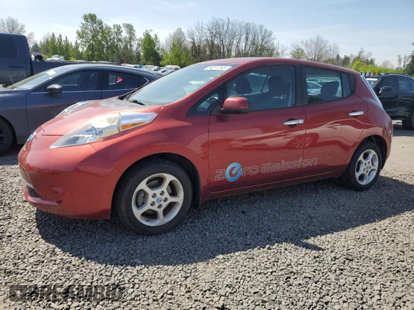 2013 Nissan LEAF SV with VIN 1N4AZ0CP1DC404079, listed as a Copart auction lot 54011245 with 76,944 mi miles and Clean Title. Bid and sale history available at carsss.com. Image 1.