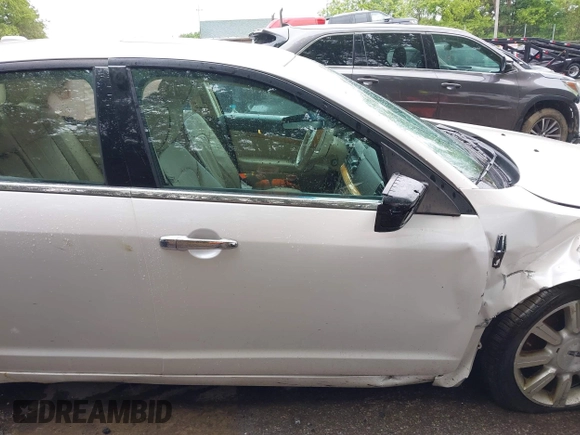 2012 Lincoln MKZ with VIN 3LNHL2JC0CR814339, listed as a IAAI auction lot 42346806 with 127,943 mi miles and . Bid and sale history available at DreamBid. Image 17.